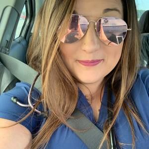 Meet your Posher, Cynthia